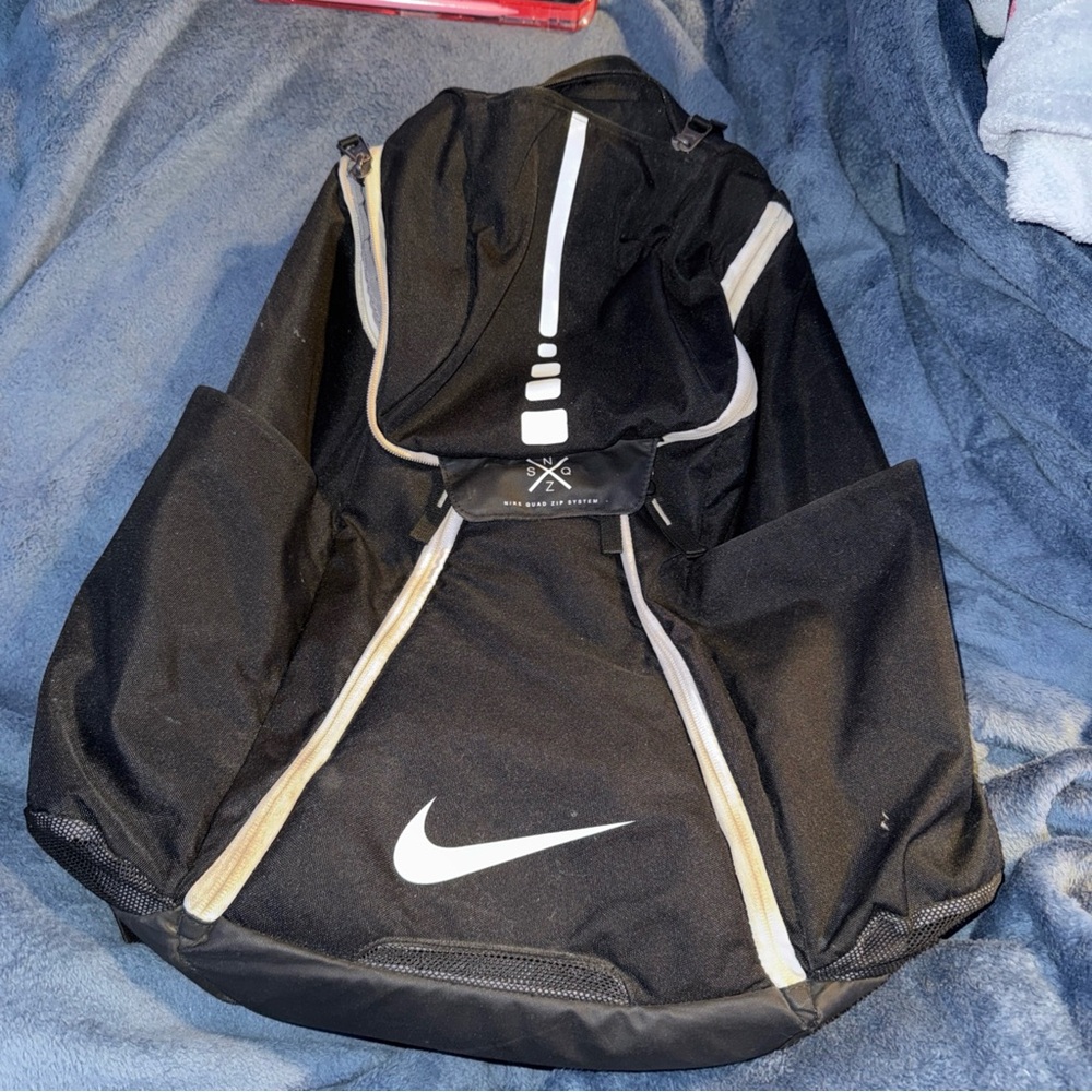 Nike black and white backpack Nike quad zip system